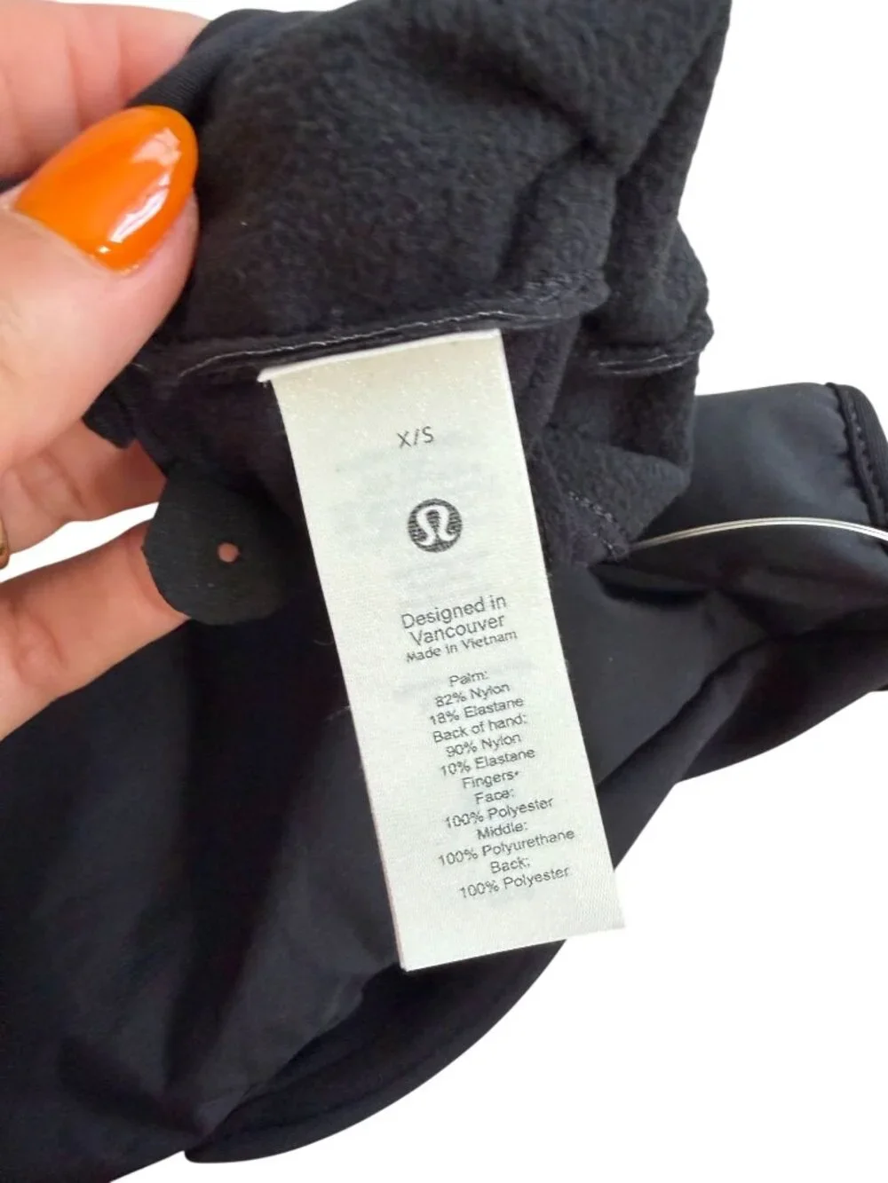 LULULEMON Women’s Black Gloves Mittens Size X Small / Small